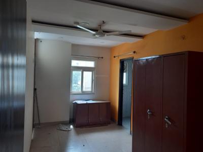 Bedroom Image of 2400 Sq.ft 4 BHK Apartment / Flat for rent in Apex Buildcon The Florus, Vasundhara Ghaziabad for Rs. 60000