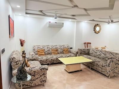 Hall Image of 2250 Sq.ft 4 BHK Builder Floor for rent in Raja Garden New Delhi for Rs. 75500