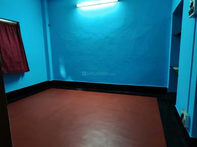 Bedroom Image of 1200 Sq.ft 4 BHK Builder Floor for rent in Dhakuria Kolkata for Rs. 20000