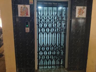 Bathroom Image of 729 Sq.ft 2 BHK Apartment / Flat for sale in Guruprasad Apartment, Lohana Para Rajkot for Rs. 3299999
