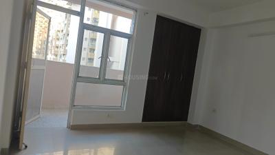 Bedroom Image of 1295 Sq.ft 3 BHK Apartment / Flat for sale in Supertech Cape Town, Sector 74 Noida for Rs. 13450000