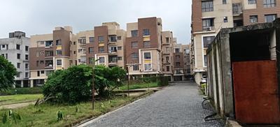Image of 973 Sq.ft 2 BHK Apartment / Flat for sale in Orchard Estate, Madhyamgram, Kolkata for Rs. 4300000