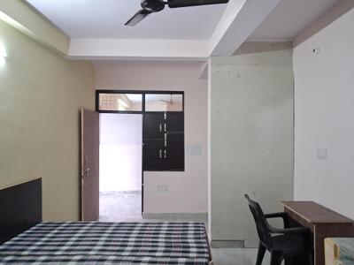 Bedroom Image of 350 Sq.ft 1 RK Apartment / Flat for rent in Sector 22 Noida for Rs. 13000