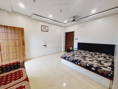 Bedroom Image of 350 Sq.ft 1 RK Studio for rent in Scheme No 114 Indore for Rs. 10500