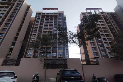 Image of 1200 Sq.ft 1 BHK Apartment / Flat for rent in Pacifica North Enclave, Vaishno Devi Circle, Ahmedabad for Rs. 33000