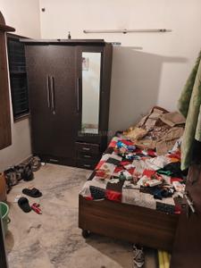 Bedroom Image of 550 Sq.ft 2 BHK Builder Floor for rent in Mayur Vihar Phase 1 New Delhi for Rs. 20500