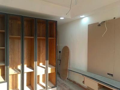 Bedroom Image of 1450 Sq.ft 4 BHK Builder Floor for sale in Deenpur New Delhi for Rs. 12000000