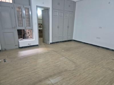 Bedroom Image of 3500 Sq.ft 5 BHK Independent House for rent in Sector 49 Noida for Rs. 70000