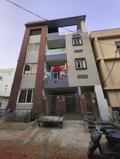 Giridhari Isola Main Image 1