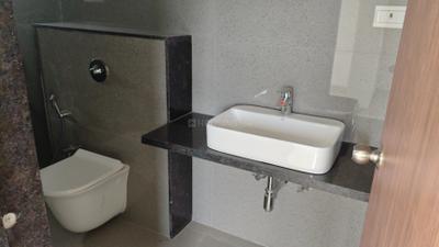 Image of 850 Sq.ft 2 BHK Apartment / Flat for sale in Vile Parle East, Mumbai for Rs. 32000000