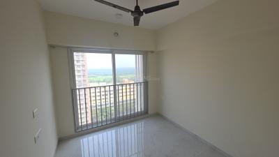 Bedroom Image of 679 Sq.ft 2 BHK Apartment / Flat for rent in Swastik Platinum, Vikhroli East Mumbai for Rs. 56000