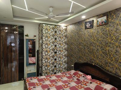 Bedroom Image of 850 Sq.ft 3 BHK Builder Floor for sale in Govindpuri New Delhi for Rs. 8500000