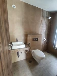 Bathroom Image of 875 Sq.ft 2 BHK Apartment / Flat for sale in Sheth Montana, Mulund West Mumbai for Rs. 20000000