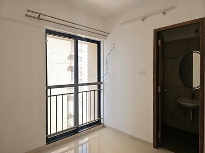 Bedroom Image of 1000 Sq.ft 2 BHK Apartment / Flat for rent in Manhattan, Charholi Budruk Pune for Rs. 24500