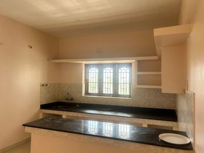 Kitchen Image of 900 Sq.ft 2 BHK Apartment / Flat for rent in Poonamallee Chennai for Rs. 18000
