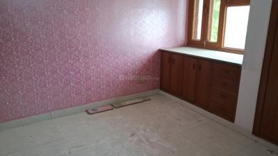 Bedroom Image of 1250 Sq.ft 3 BHK Apartment / Flat for sale in Brotherhood Apartments, Vikaspuri New Delhi for Rs. 17000000