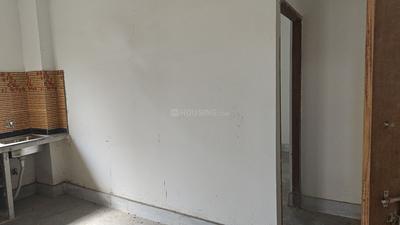 Living Room Image of 676 Sq.ft 2 BHK Apartment / Flat for sale in Patuli Kolkata for Rs. 2400000