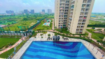 Image of 1400 Sq.ft 3 BHK Apartment / Flat for sale in BPTP Discovery Park, Sector 80, Faridabad for Rs. 16500000