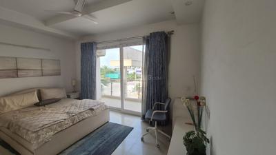 Bedroom Image of 2700 Sq.ft 4 BHK Builder Floor for sale in SS Linden Residential Floors, Sector 84 Gurgaon for Rs. 30000000