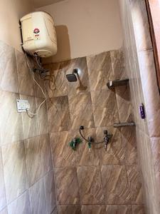 Bathroom Image of 1000 Sq.ft 5 BHK Independent House for sale in Sector 7 Gurgaon for Rs. 16000000