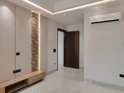 3.5 BHK Flat