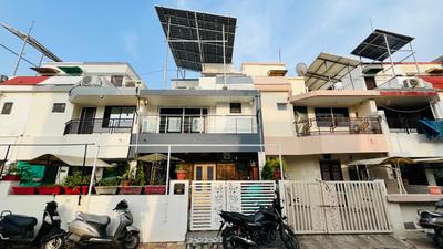 Image of 900 Sq.ft 3 BHK Independent House for sale in Moti Baug, Vadodara for Rs. 9500000