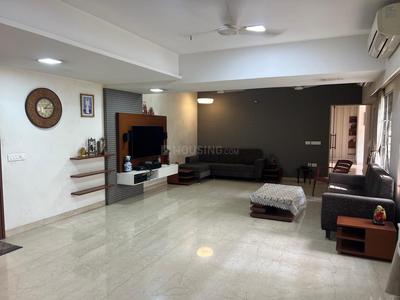 4.5 BHK Flat