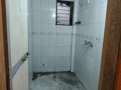 Bathroom Image of 650 Sq.ft 1 BHK Apartment / Flat for sale in Airoli Navi Mumbai for Rs. 6100000