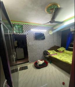 Bedroom Image of 500 Sq.ft 2 BHK Builder Floor for sale in Mominpore Kolkata for Rs. 2200000