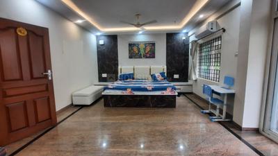 Hall Image of 5000 Sq.ft 7 BHK Independent House for sale in  Sarjapur Railway Mens Cghs Layout, Kaikondrahalli Bengaluru for Rs. 49500000