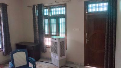 Living Room Image of 1010 Sq.ft 2 BHK Independent House for rent in Bagatpur Varanasi for Rs. 10000