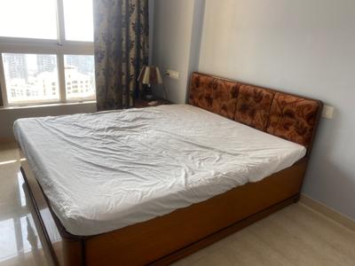Bedroom Image of 999 Sq.ft 2 BHK Apartment / Flat for sale in Hiranandani Meadows, Thane West Thane for Rs. 22000000