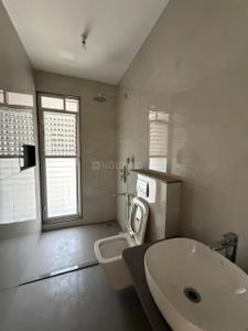 Bathroom Image of 2496 Sq.ft 4 BHK Apartment / Flat for sale in Kotibhaskar Prabhat, Deccan Gymkhana Pune for Rs. 47500000