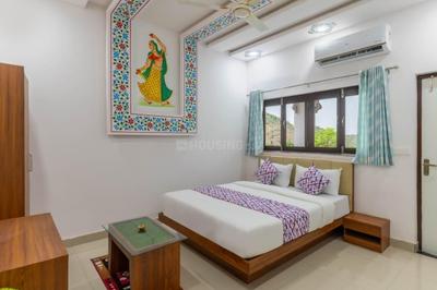 Bedroom Image of 4000 Sq.ft 4 BHK Villa for rent in Saumya Aryaman, Thaltej Ahmedabad for Rs. 150000