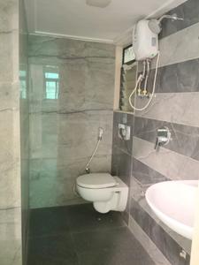 Common Bathroom Image of 674 Sq.ft 1 BHK Apartment / Flat for sale in SK Imperial Heights, Mira Road East Mira Bhayandar for Rs. 7600000