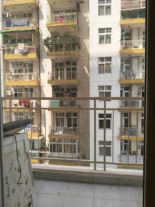 Bedroom Image of 600 Sq.ft 1 BHK Apartment / Flat for rent in Rishabh Cloud 9 Towers, Vaishali Ghaziabad for Rs. 24000