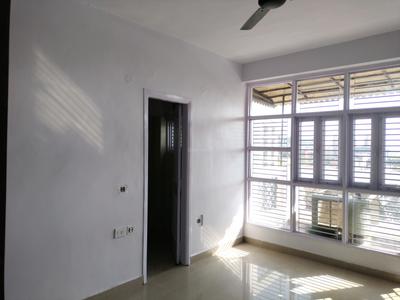 Bedroom Image of 2200 Sq.ft 3 BHK Apartment / Flat for sale in Durga Pooja Apartment, Sector 13 Dwarka New Delhi for Rs. 31000000
