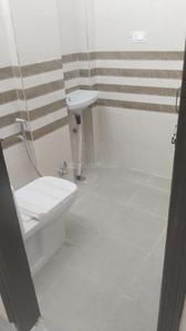 Bathroom Image of 300 Sq.ft 1 RK Builder Floor for rent in Civil Lines Gurgaon for Rs. 12000