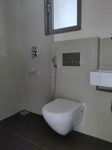 Common Bathroom Image of 660 Sq.ft 2 BHK Apartment / Flat for rent in Piramal Vaikunth Cluster 4, Thane West Thane for Rs. 38101