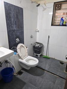 Common Bathroom Image of 1200 Sq.ft 3 BHK Apartment / Flat for sale in Abhilash Phase II, Chembur Mumbai for Rs. 35000000