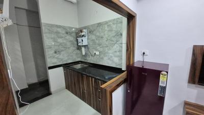 Kitchen Image of 600 Sq.ft 1 BHK Apartment / Flat for rent in Veena Nagar Indore for Rs. 18000