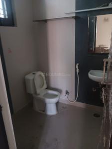 Bathroom Image of 1800 Sq.ft 3 BHK Independent House for rent in Sector 36 Noida for Rs. 41000