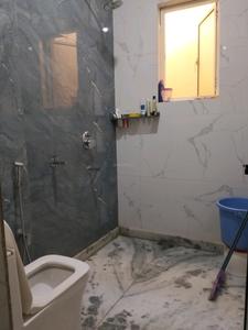 Common Bathroom Image of 900 Sq.ft 3 BHK Builder Floor for sale in Patparganj New Delhi for Rs. 9000000