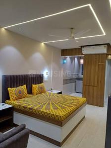 Bedroom Image of 400 Sq.ft 1 BHK Studio for rent in DLF Capital Greens Phase 1 And 2, Karampura New Delhi for Rs. 23000
