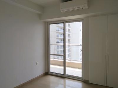Bedroom Image of 2300 Sq.ft 3 BHK Apartment / Flat for sale in DLF One Midtown, Karampura New Delhi for Rs. 64000000
