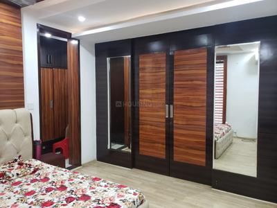 Bedroom Image of 2150 Sq.ft 4 BHK Apartment / Flat for rent in Peer Muchalla Zirakpur for Rs. 45000