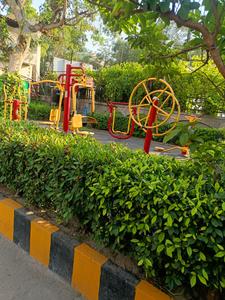 Image of 2400 Sq.ft 4 BHK Apartment / Flat for sale in Bathal apartment, Patparganj, New Delhi for Rs. 34000000