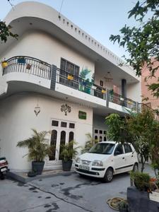 Image of 527 Sq.ft 10 BHK Independent House for rent in Model Town, Rohtak for Rs. 80000