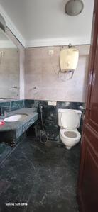 Image of 5374 Sq.ft 5 BHK Apartment / Flat for sale in Ambience Lagoon, DLF Phase 3, Gurgaon for Rs. 124000000