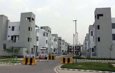 Image of 925 Sq.ft 2 BHK Builder Floor for sale in Vatika Independent Floors, Sector 82, Gurgaon for Rs. 12500000